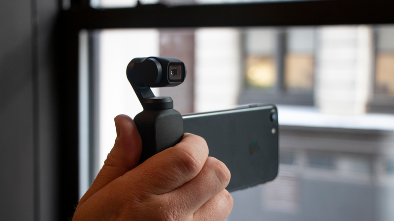 Illustration for article titled Probamos Osmo Pocket, la diminuta cámara de DJI que graba vídeo 4K con estabilización mecánica
